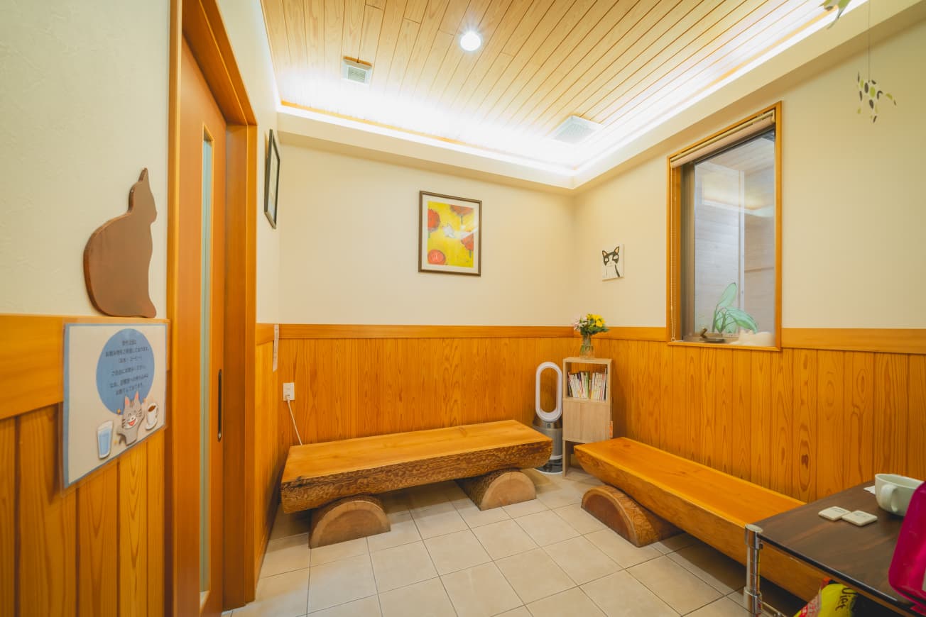 ねこちゃんがリラックスした時間を過ごせるように、猫専用の待合室がございます